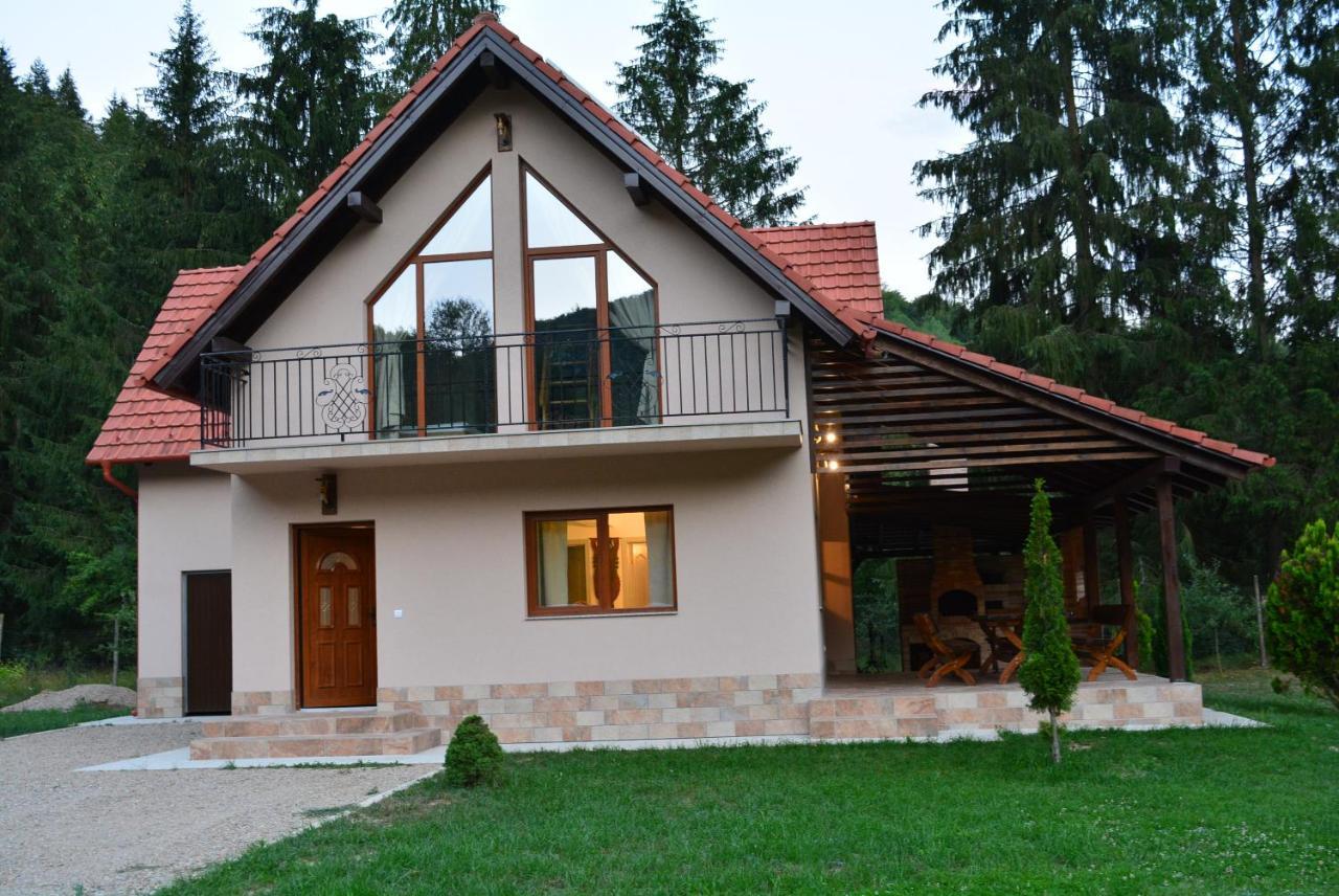 Cabana Din Padure Finis Esterno foto